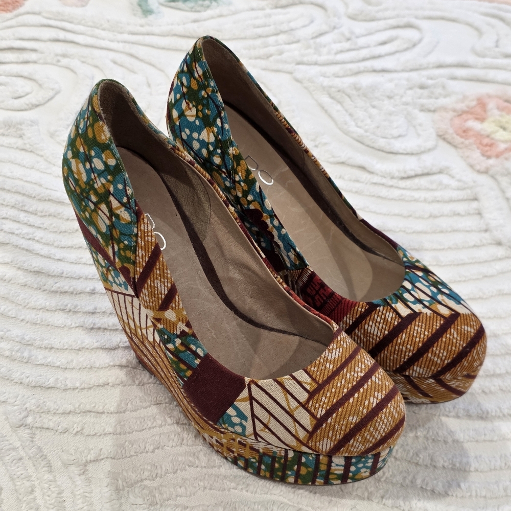 ALDO Forwood Wedges 37 (US 6.5)